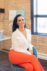a picture of our realtor Elizabeth Dellow